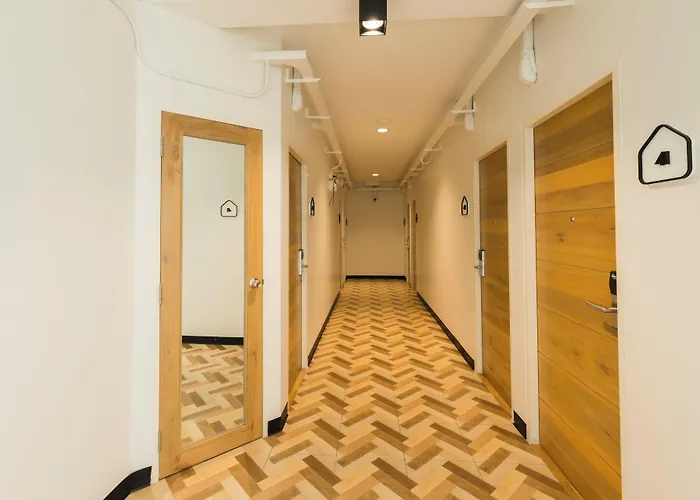 T Hostel @ Victory Monument Bangkok